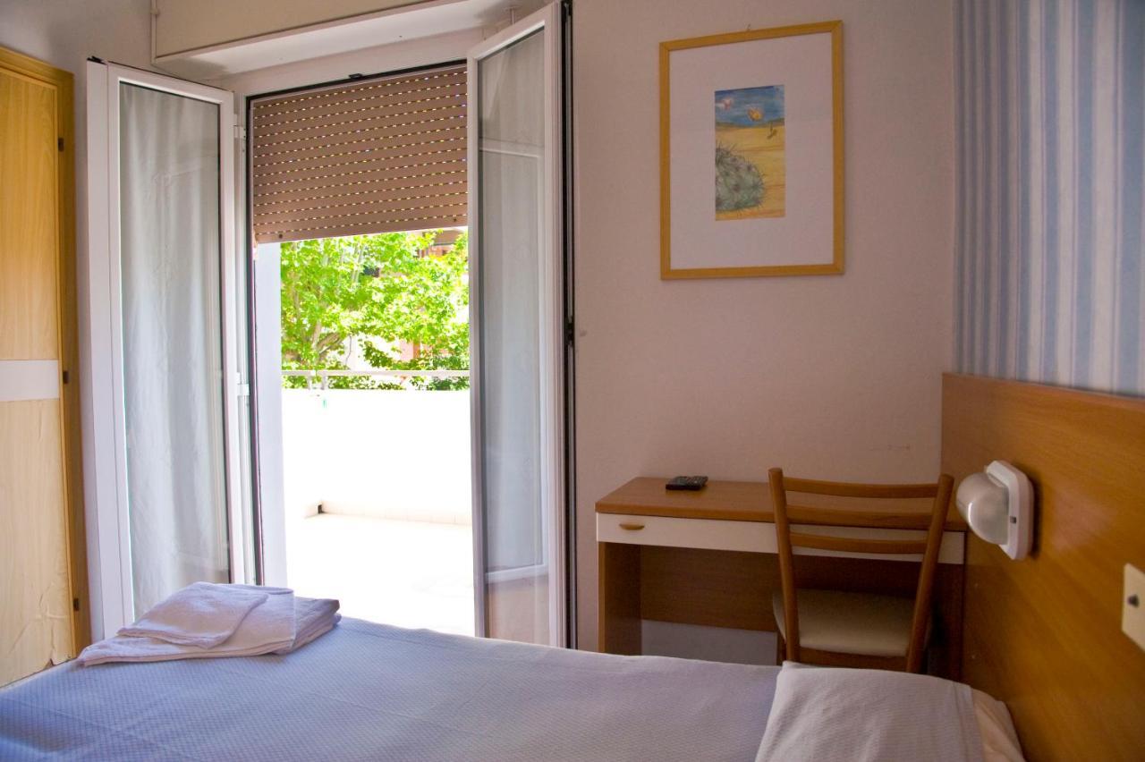 Hotel Maris Stella Riccione Dış mekan fotoğraf