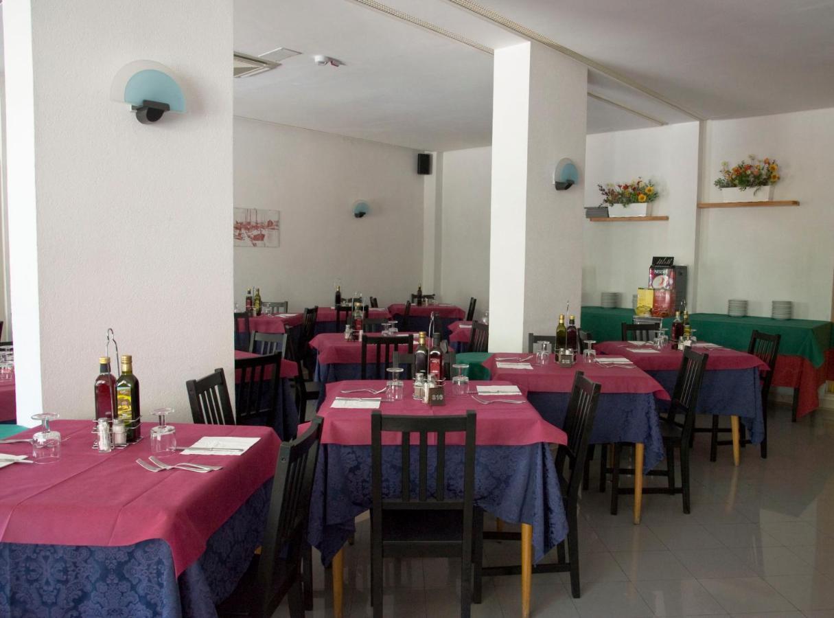 Hotel Maris Stella Riccione Dış mekan fotoğraf
