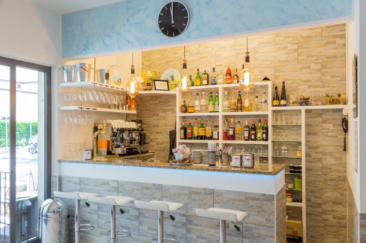 Hotel Maris Stella Riccione Dış mekan fotoğraf