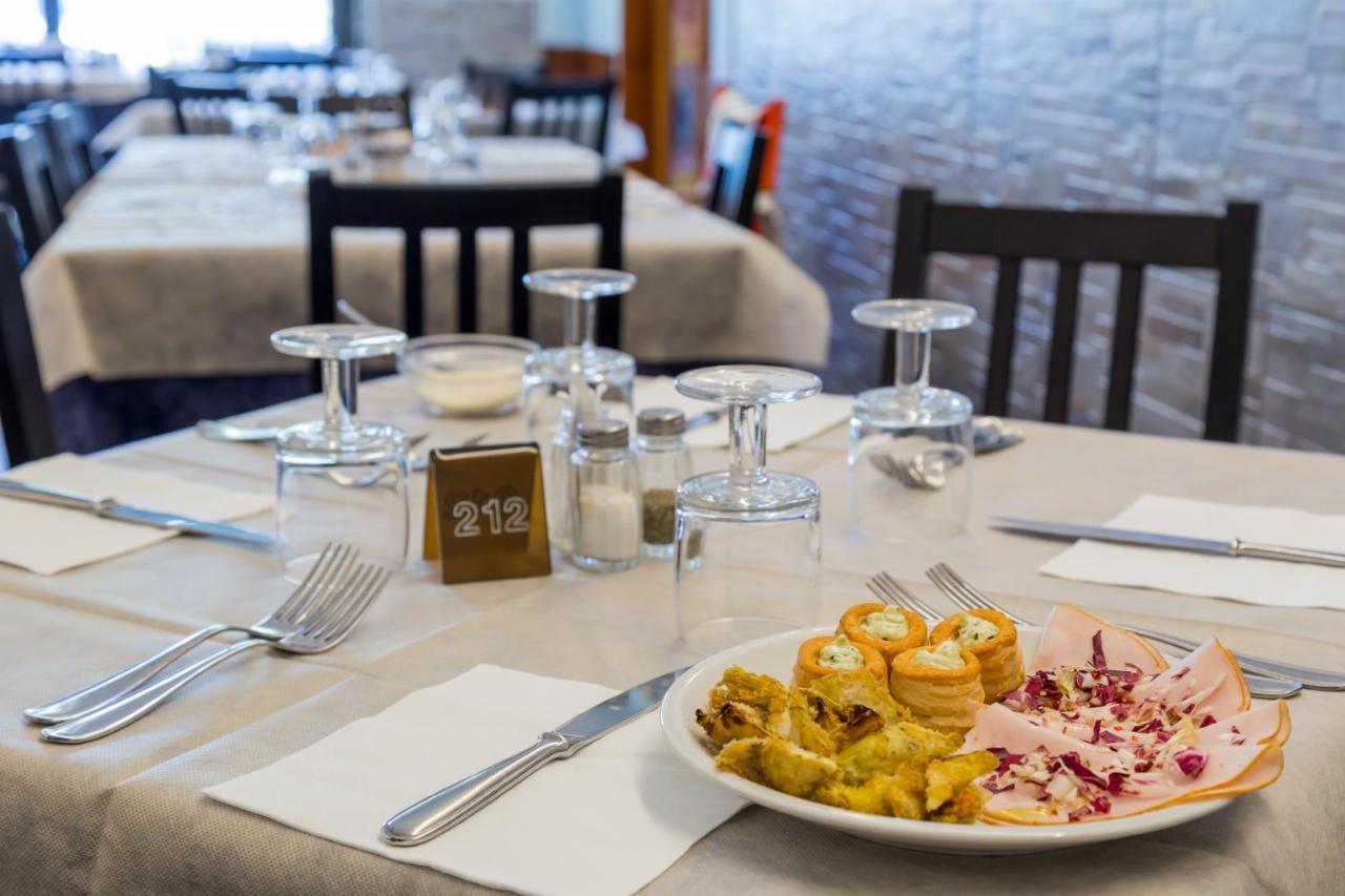 Hotel Maris Stella Riccione Dış mekan fotoğraf